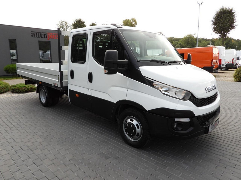 Iveco DAILY 35C17 SKRZYNIA PODWÓJNA KABINA DOKA 7 MIEJSC TEMPOMAT BLIŹ - Carrinha de caixa aberta: foto 4 Iveco DAILY 35C17 SKRZYNIA PODWÓJNA KABINA DOKA 7 MIEJSC TEMPOMAT BLIŹ - Carrinha de caixa aberta: foto 4