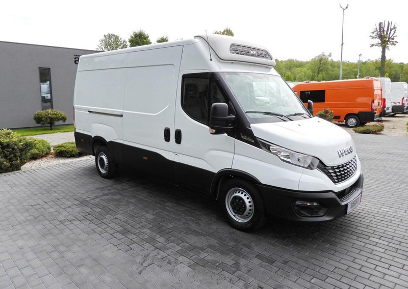 Iveco DAILY 35S14 FURGON CHŁODNIA -10*C ZASILANIE 230V TEMPOMAT AUTOMA - Carrinha frigorífica: foto 4 Iveco DAILY 35S14 FURGON CHŁODNIA -10*C ZASILANIE 230V TEMPOMAT AUTOMA - Carrinha frigorífica: foto 4