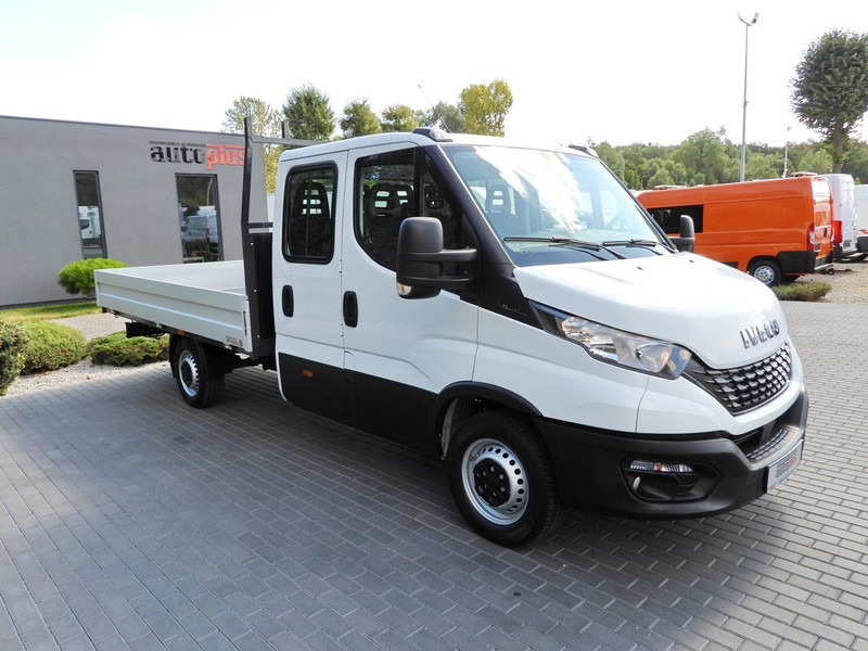 Iveco DAILY 35S14 SKRZYNIA PODWÓJNA KABINA DOKA 7 MIEJSC TEMPOMAT KLIM - Carrinha de caixa aberta, Carrinha cabine dupla: foto 4 Iveco DAILY 35S14 SKRZYNIA PODWÓJNA KABINA DOKA 7 MIEJSC TEMPOMAT KLIM - Carrinha de caixa aberta, Carrinha cabine dupla: foto 4