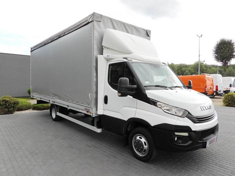 Iveco DAILY 50C15 PLANDEKA 12 PALET TEMPOMAT BLIŹNIACZE KOŁA KLIMATYZA - Carrinha de lona: foto 4 Iveco DAILY 50C15 PLANDEKA 12 PALET TEMPOMAT BLIŹNIACZE KOŁA KLIMATYZA - Carrinha de lona: foto 4
