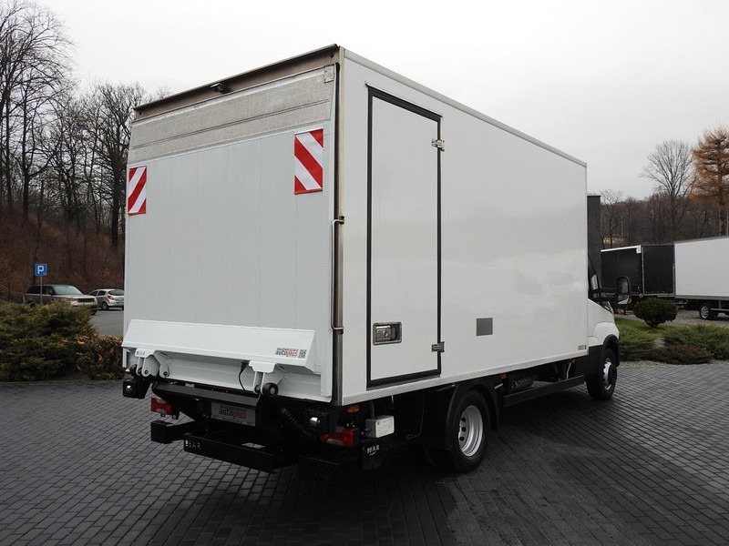 Iveco DAILY 70C17 CHŁODNIA 0*C WINDA 9 PALET ZASILANIE 230V TEMPOMAT K - Carrinha frigorífica: foto 3 Iveco DAILY 70C17 CHŁODNIA 0*C WINDA 9 PALET ZASILANIE 230V TEMPOMAT K - Carrinha frigorífica: foto 3