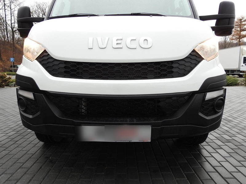 Carrinha frigorífica Iveco DAILY 70C17 CHŁODNIA 0*C WINDA 9 PALET ZASILANIE 230V TEMPOMAT K: foto 16