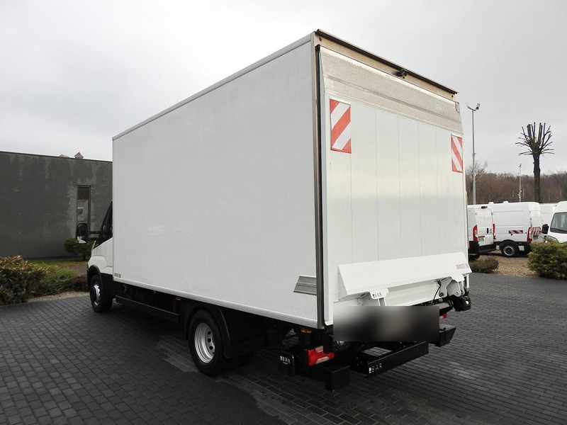 Carrinha frigorífica Iveco DAILY 70C17 CHŁODNIA 0*C WINDA 9 PALET ZASILANIE 230V TEMPOMAT K: foto 10
