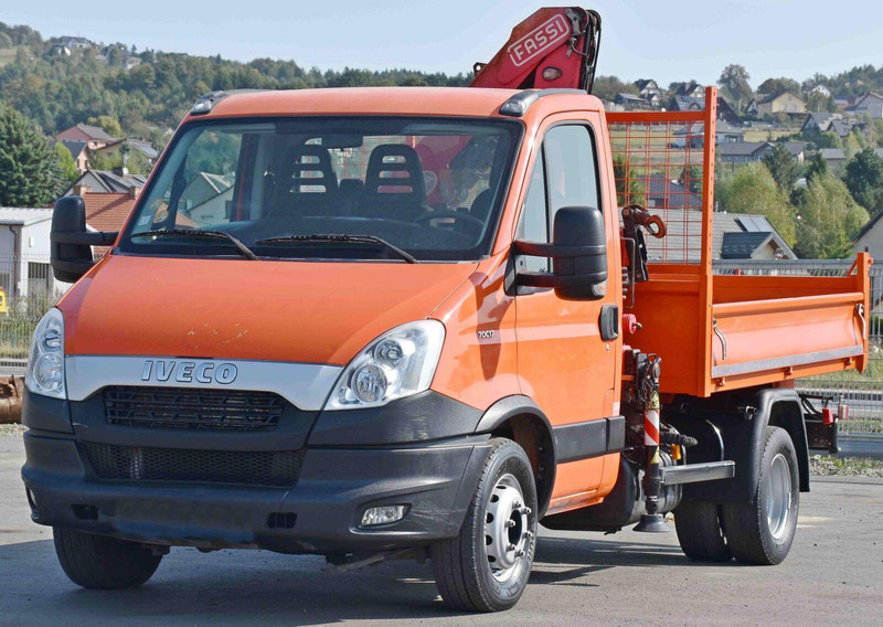 Iveco DAILY 70C17 - Camião basculante, Camião grua: foto 3 Iveco DAILY 70C17 - Camião basculante, Camião grua: foto 3
