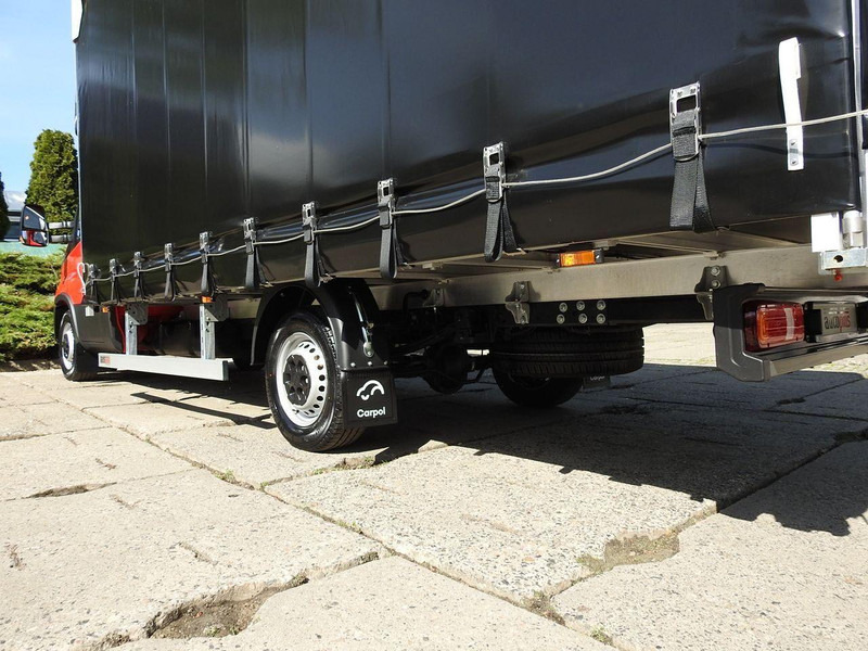 Leasing de Iveco DAILY NOWY 35S18 CONNECT PLANDEKA 10 PALET WEBASTO KLIMATYZACJA Iveco DAILY NOWY 35S18 CONNECT PLANDEKA 10 PALET WEBASTO KLIMATYZACJA: foto 16 Leasing de Iveco DAILY NOWY 35S18 CONNECT PLANDEKA 10 PALET WEBASTO KLIMATYZACJA Iveco DAILY NOWY 35S18 CONNECT PLANDEKA 10 PALET WEBASTO KLIMATYZACJA: foto 16