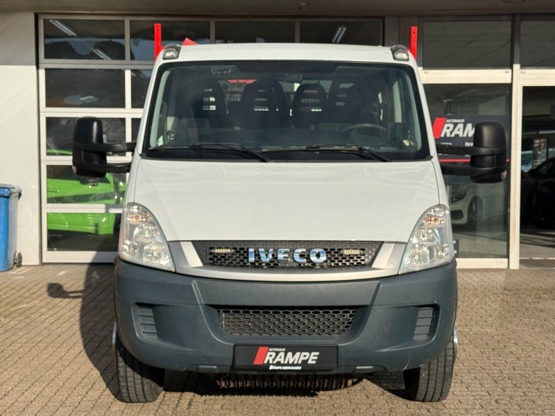Iveco Daily 70C17 Doka Three sided M Tipper + Crane - Camião basculante, Camião grua: foto 2 Iveco Daily 70C17 Doka Three sided M Tipper + Crane - Camião basculante, Camião grua: foto 2