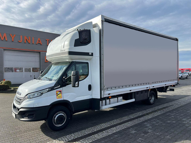 Iveco Daily 72C18 70C18 CURTAINE TILT+LIFT 1.HAND LED FULL OPTION - Camião de lona: foto 3 Iveco Daily 72C18 70C18 CURTAINE TILT+LIFT 1.HAND LED FULL OPTION - Camião de lona: foto 3
