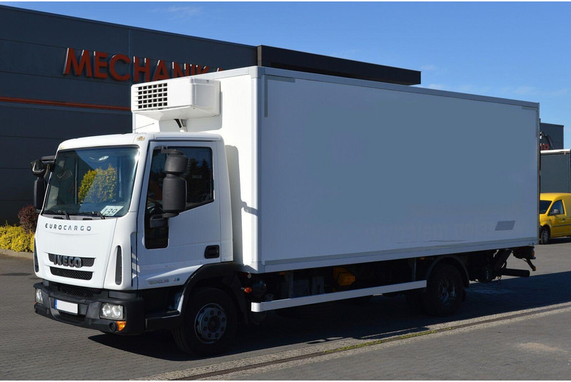 Iveco EUROCARGO 120EL18 REFRIGERATOR+LIFT SIDE DOOR - Camião frigorífico: foto 1 Iveco EUROCARGO 120EL18 REFRIGERATOR+LIFT SIDE DOOR - Camião frigorífico: foto 1