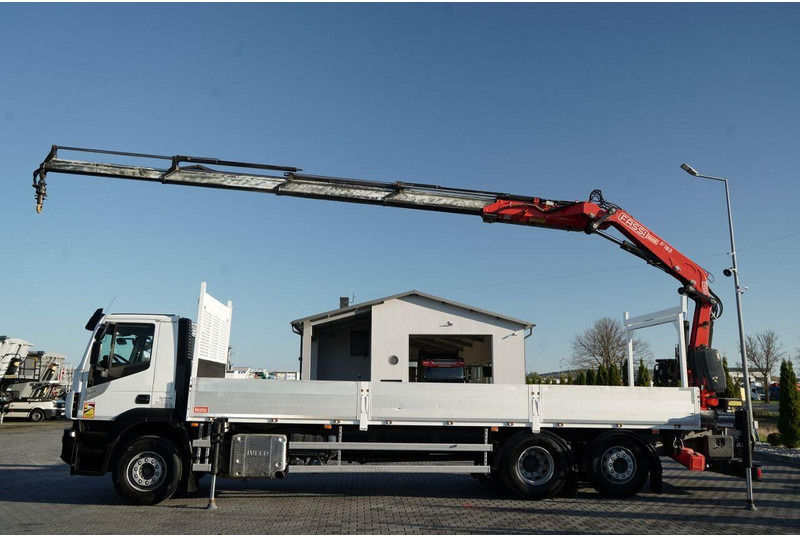 Iveco STRALIS 460 / 6X2 / SKRZYNIOWY 8,1 m + HDS FASSI. F185 MAX UDŹWI - Camião de caixa aberta/ Plataforma, Camião grua: foto 2 Iveco STRALIS 460 / 6X2 / SKRZYNIOWY 8,1 m + HDS FASSI. F185 MAX UDŹWI - Camião de caixa aberta/ Plataforma, Camião grua: foto 2
