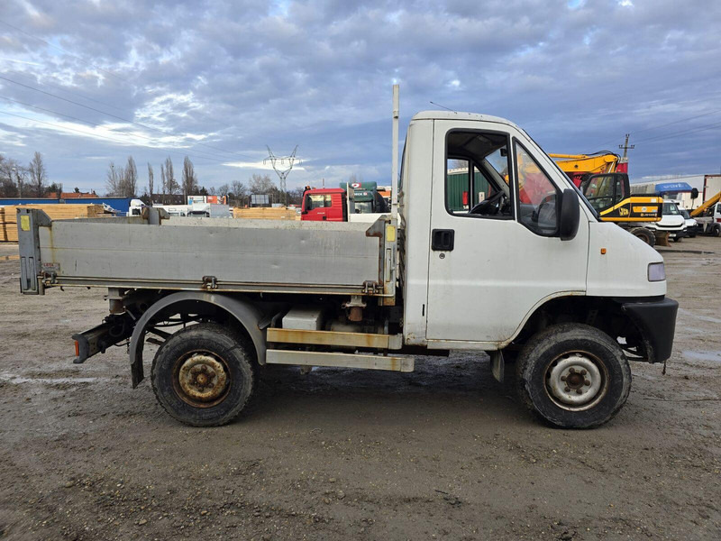 Iveco Scam SM 50 4x4 - 3 sided Tipper - Carrinha basculante: foto 4 Iveco Scam SM 50 4x4 - 3 sided Tipper - Carrinha basculante: foto 4