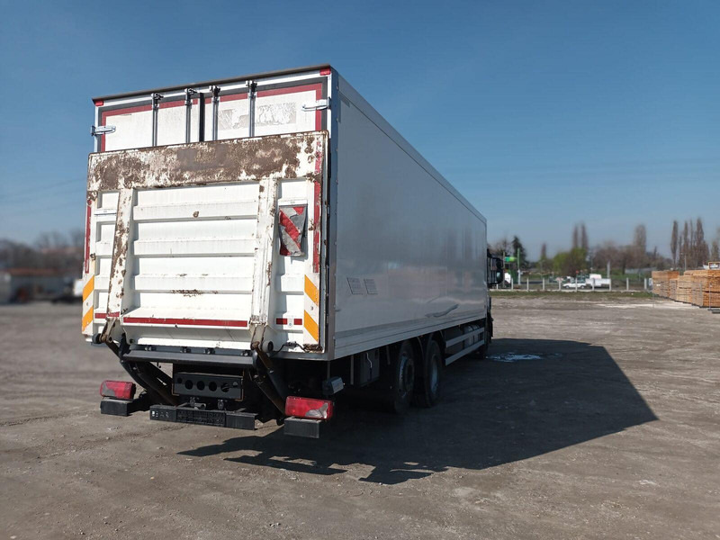 Iveco Stralis 310 6x2 Koffer + LBW - Camião furgão: foto 4 Iveco Stralis 310 6x2 Koffer + LBW - Camião furgão: foto 4