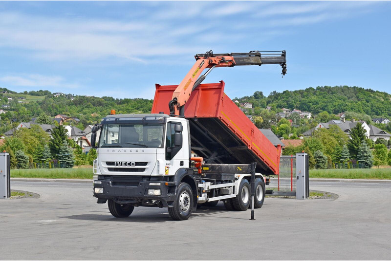 Iveco TRAKKER 360 * KIPPER 5,60 m * PK 15500 + FUNK * 6x4 - Camião basculante, Camião grua: foto 2 Iveco TRAKKER 360 * KIPPER 5,60 m * PK 15500 + FUNK * 6x4 - Camião basculante, Camião grua: foto 2