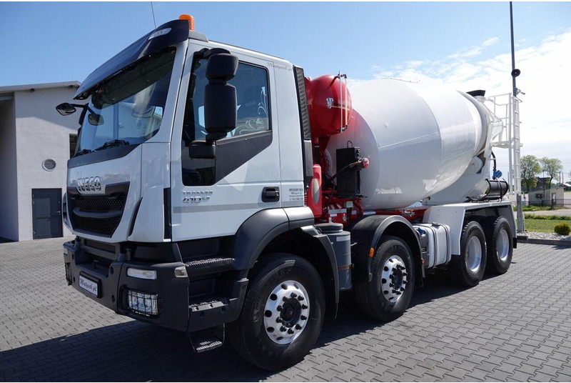 Iveco TRAKKER 410 / 8X4 / BETONOMIESZARKA 9 M3 / PUTZMEISTER / ALUFELG - Camião betoneira: foto 2 Iveco TRAKKER 410 / 8X4 / BETONOMIESZARKA 9 M3 / PUTZMEISTER / ALUFELG - Camião betoneira: foto 2