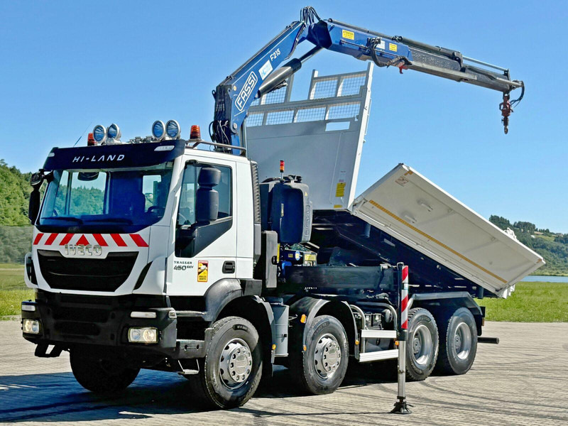 Iveco TRAKKER 450 * FASSI F215A.0.22 + FUNK / 8x4 *TOP - Camião basculante, Camião grua: foto 3 Iveco TRAKKER 450 * FASSI F215A.0.22 + FUNK / 8x4 *TOP - Camião basculante, Camião grua: foto 3