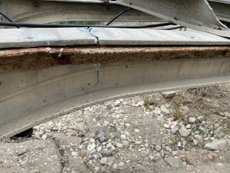 KLASI BE félpót - Törött alváz - Reboque chassi: foto 4 KLASI BE félpót - Törött alváz - Reboque chassi: foto 4