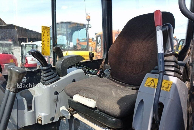 Mini escavadeira Kubota U27-4 - Crawler mini excavator: foto 10