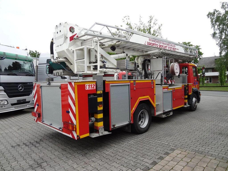 MAN 18.284 L2000 - Fire truck+ladder lift - Carro de bombeiro: foto 5 MAN 18.284 L2000 - Fire truck+ladder lift - Carro de bombeiro: foto 5