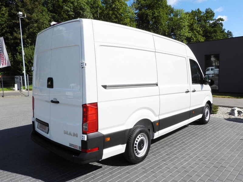 Carrinha frigorífica MAN TGE FURGON CHŁODNIA  -5*C ZASILANIE 230V TEMPOMAT AUTOMAT  KLIMA: foto 14 Carrinha frigorífica MAN TGE FURGON CHŁODNIA  -5*C ZASILANIE 230V TEMPOMAT AUTOMAT  KLIMA: foto 14