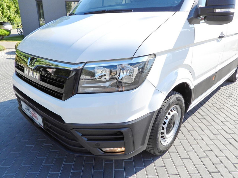 Carrinha frigorífica MAN TGE FURGON CHŁODNIA  -5*C ZASILANIE 230V TEMPOMAT AUTOMAT  KLIMA: foto 19 Carrinha frigorífica MAN TGE FURGON CHŁODNIA  -5*C ZASILANIE 230V TEMPOMAT AUTOMAT  KLIMA: foto 19