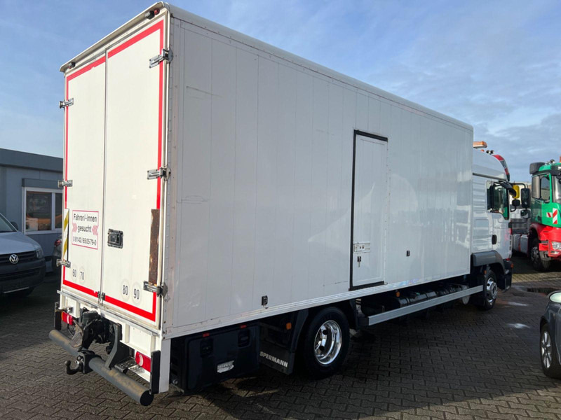 MAN TGL 8.220 Abschlepper*Geschlossen*Aufgelastet* - Camião transporte de veículos: foto 4 MAN TGL 8.220 Abschlepper*Geschlossen*Aufgelastet* - Camião transporte de veículos: foto 4