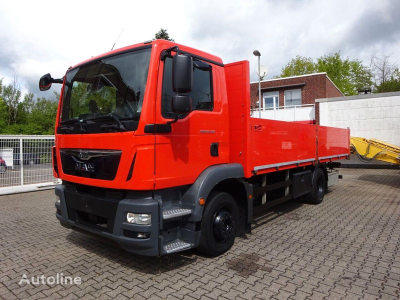 MAN TGM 15.250 Flatbed - Camião de caixa aberta/ Plataforma: foto 1 MAN TGM 15.250 Flatbed - Camião de caixa aberta/ Plataforma: foto 1