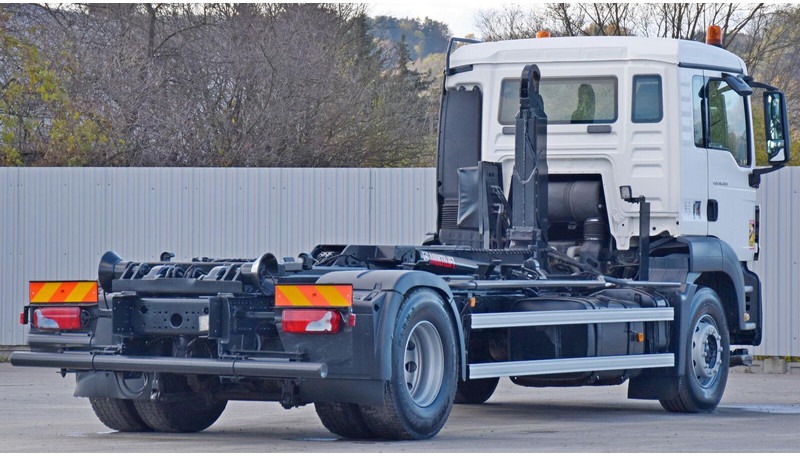 MAN TGS 18.320 Abrollkipper * Top Zustand! - Camião polibenne: foto 5 MAN TGS 18.320 Abrollkipper * Top Zustand! - Camião polibenne: foto 5