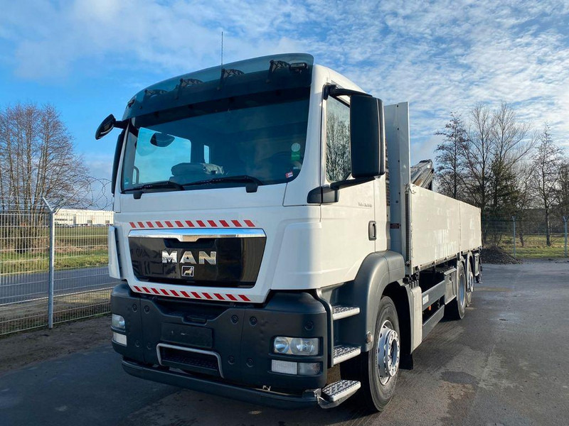 MAN TGS 26.440 6x2 HIAB 166 Ladekran Pritsche - Camião de caixa aberta/ Plataforma, Camião grua: foto 1 MAN TGS 26.440 6x2 HIAB 166 Ladekran Pritsche - Camião de caixa aberta/ Plataforma, Camião grua: foto 1