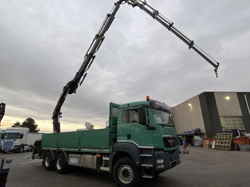 MAN TGS 26.440 - Camião de caixa aberta/ Plataforma, Camião grua: foto 4 MAN TGS 26.440 - Camião de caixa aberta/ Plataforma, Camião grua: foto 4