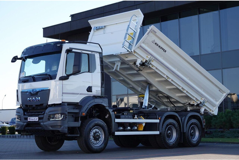 MAN TGS 33.TGS 33.480 / 6X6 / WYWROTKA 3 STRONNA / BORDMATIC / KH KI - Camião basculante: foto 1 MAN TGS 33.TGS 33.480 / 6X6 / WYWROTKA 3 STRONNA / BORDMATIC / KH KI - Camião basculante: foto 1