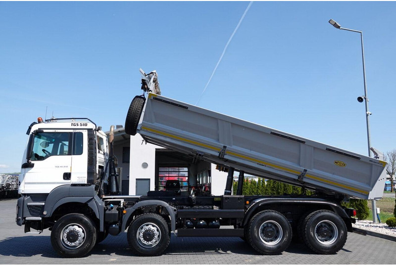 MAN TGS 41.510 / 8x6 / WYWROTKA / 3 STRONNA / BORDMATIC / HYDROBURTA - Camião basculante: foto 3 MAN TGS 41.510 / 8x6 / WYWROTKA / 3 STRONNA / BORDMATIC / HYDROBURTA - Camião basculante: foto 3