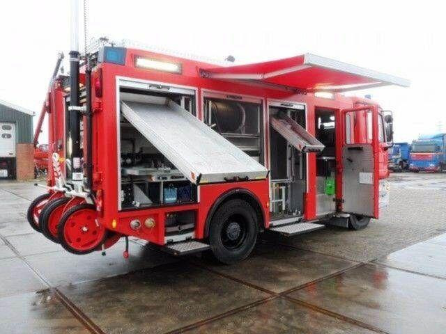 Mercedes-Benz ACTROS 1835 Feuerwehr 2080 L Fire Unit !! - Carro de bombeiro: foto 4 Mercedes-Benz ACTROS 1835 Feuerwehr 2080 L Fire Unit !! - Carro de bombeiro: foto 4
