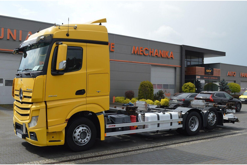 Mercedes-Benz ACTROS 2542 EURO 6 BDF SWAP CHASSIS - Camião chassi: foto 2 Mercedes-Benz ACTROS 2542 EURO 6 BDF SWAP CHASSIS - Camião chassi: foto 2