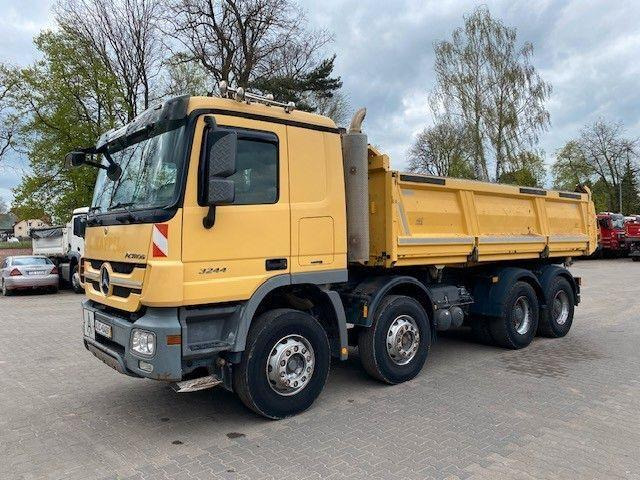 Mercedes-Benz ACTROS 3244 MP3 - Camião basculante: foto 3 Mercedes-Benz ACTROS 3244 MP3 - Camião basculante: foto 3
