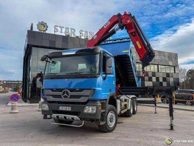 Mercedes-Benz ACTROS 3341 6x6 HMF 4220 K4 CRANE KIPPER - Camião basculante, Camião grua: foto 2 Mercedes-Benz ACTROS 3341 6x6 HMF 4220 K4 CRANE KIPPER - Camião basculante, Camião grua: foto 2