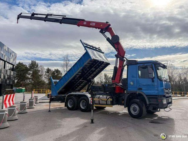 Mercedes-Benz ACTROS 3341 6x6 HMF 4220 K4 CRANE KIPPER - Camião basculante, Camião grua: foto 1 Mercedes-Benz ACTROS 3341 6x6 HMF 4220 K4 CRANE KIPPER - Camião basculante, Camião grua: foto 1