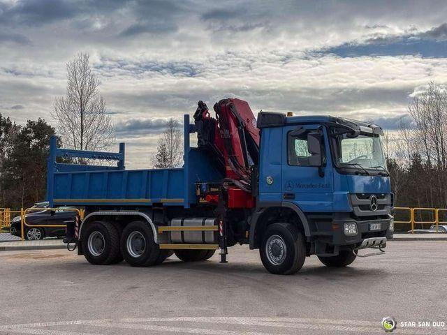 Mercedes-Benz ACTROS 3341 6x6 HMF 4220 K4 CRANE KIPPER - Camião basculante, Camião grua: foto 4 Mercedes-Benz ACTROS 3341 6x6 HMF 4220 K4 CRANE KIPPER - Camião basculante, Camião grua: foto 4