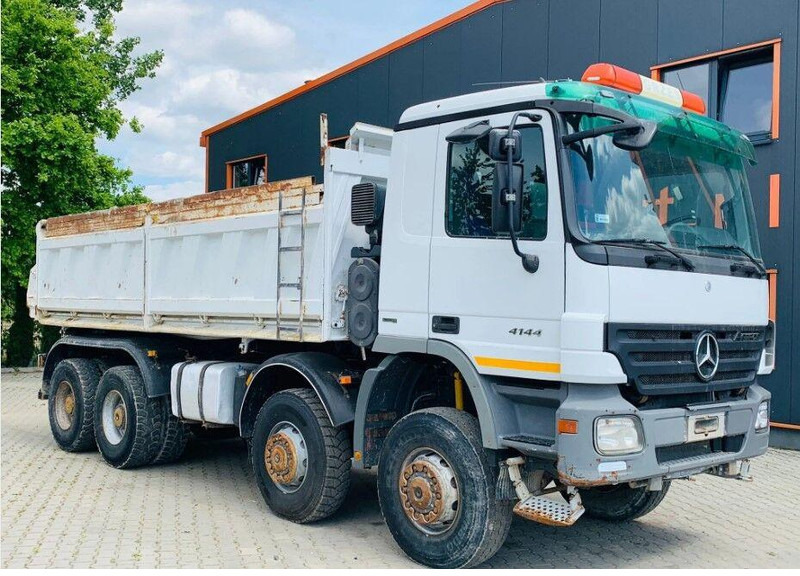 Mercedes-Benz ACTROS 4144 8x8 Tipper - Camião basculante: foto 1 Mercedes-Benz ACTROS 4144 8x8 Tipper - Camião basculante: foto 1