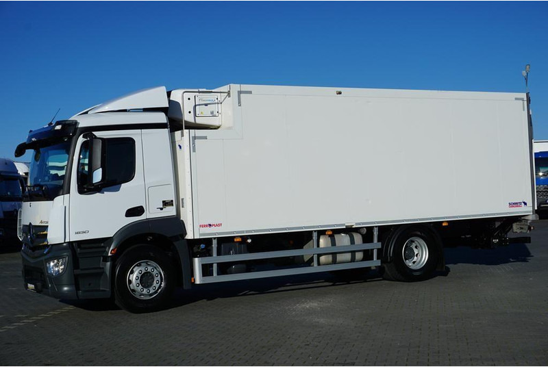 Mercedes-Benz ANTOS 1830 / E 6 / CHŁODNIA + WINDA / 18 PALET / 78 000 KM - Camião frigorífico: foto 3 Mercedes-Benz ANTOS 1830 / E 6 / CHŁODNIA + WINDA / 18 PALET / 78 000 KM - Camião frigorífico: foto 3