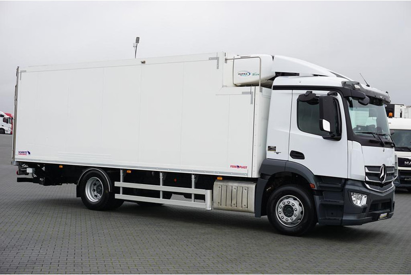 Mercedes-Benz ANTOS / 1830 / EURO 6 / CHŁODNIA + WINDA / 18 PALET - Camião frigorífico: foto 4 Mercedes-Benz ANTOS / 1830 / EURO 6 / CHŁODNIA + WINDA / 18 PALET - Camião frigorífico: foto 4