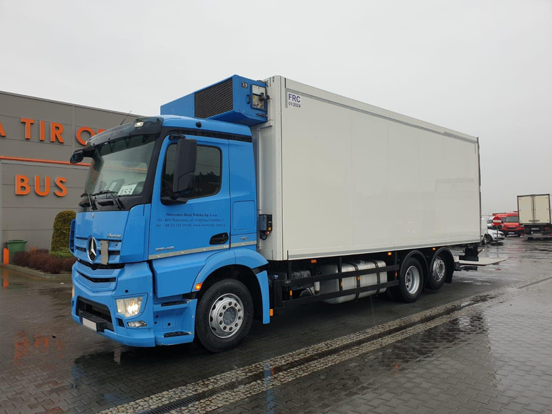 Mercedes-Benz ANTOS 2540 REFRIGERATOR + LIFT + SIDE DOOR - Camião frigorífico: foto 1 Mercedes-Benz ANTOS 2540 REFRIGERATOR + LIFT + SIDE DOOR - Camião frigorífico: foto 1