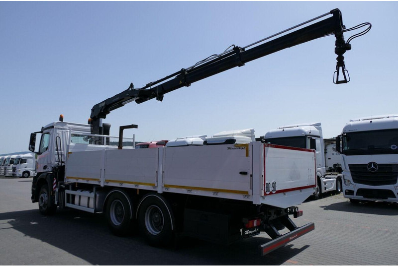 Mercedes-Benz AROCS 2633 - Camião de caixa aberta/ Plataforma, Camião grua: foto 3 Mercedes-Benz AROCS 2633 - Camião de caixa aberta/ Plataforma, Camião grua: foto 3