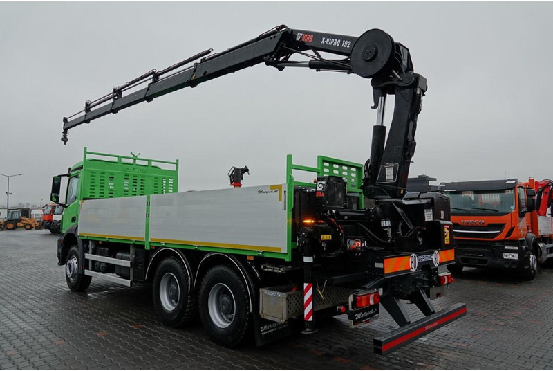 Mercedes-Benz AROCS 2636 / 6x4 / SKRZYNIOWY- 6,5 M / + HDS HIAB 4x wysów: 13 - Camião de caixa aberta/ Plataforma, Camião grua: foto 4 Mercedes-Benz AROCS 2636 / 6x4 / SKRZYNIOWY- 6,5 M / + HDS HIAB 4x wysów: 13 - Camião de caixa aberta/ Plataforma, Camião grua: foto 4