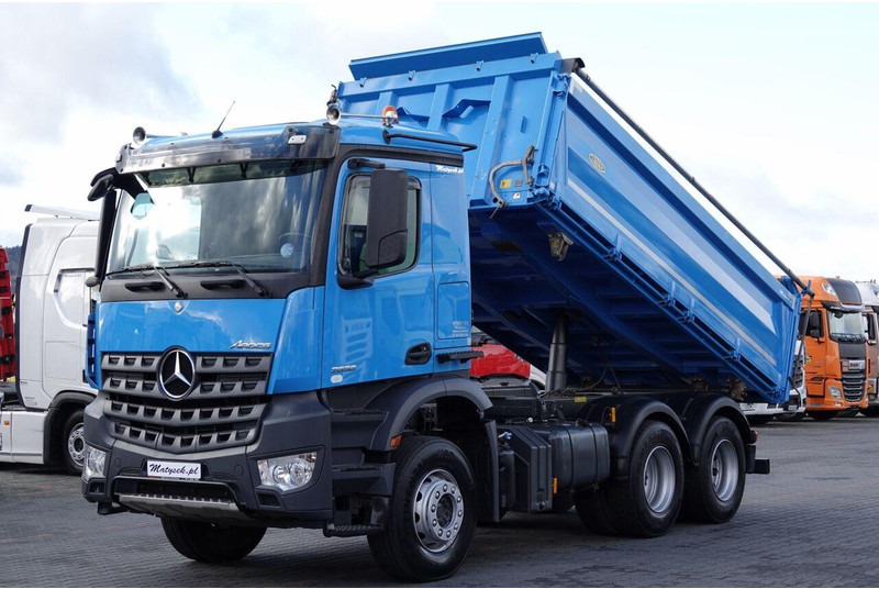 Mercedes-Benz AROCS 2636 / 6x4 / WYWROTKA 3 STRONNA / MEILLER KIPER / EURO 6 / - Camião basculante: foto 1 Mercedes-Benz AROCS 2636 / 6x4 / WYWROTKA 3 STRONNA / MEILLER KIPER / EURO 6 / - Camião basculante: foto 1