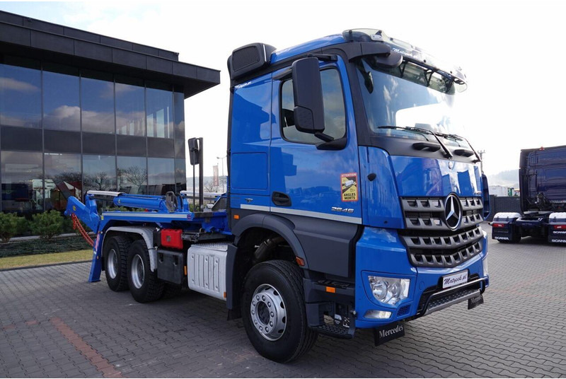 Mercedes-Benz AROCS 2645 / 6X4 / BRAMOWIEC / MEILLER / MANUAL / EURO 6 / SPROW - Camião multibenne: foto 4 Mercedes-Benz AROCS 2645 / 6X4 / BRAMOWIEC / MEILLER / MANUAL / EURO 6 / SPROW - Camião multibenne: foto 4