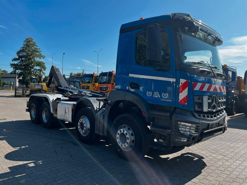 Mercedes-Benz AROCS 3246 8X4 ABROLLKIPPER HYVALIFT 26.57 - Camião polibenne: foto 2 Mercedes-Benz AROCS 3246 8X4 ABROLLKIPPER HYVALIFT 26.57 - Camião polibenne: foto 2
