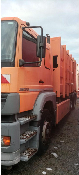 Mercedes-Benz ATEGO 2528 2628 ZOELLER MEDIUM Garbage Truck - Caminhão de lixo: foto 5 Mercedes-Benz ATEGO 2528 2628 ZOELLER MEDIUM Garbage Truck - Caminhão de lixo: foto 5