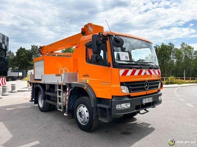 Mercedes-Benz ATEGO 4x4 1018 WUMAG WT 170 Platform Lift 17m - Caminhão com plataforma aérea: foto 2 Mercedes-Benz ATEGO 4x4 1018 WUMAG WT 170 Platform Lift 17m - Caminhão com plataforma aérea: foto 2