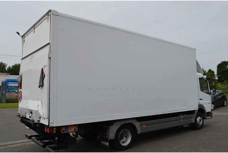Mercedes-Benz ATEGO 816 CONTAINER+LIFT EURO 5 - Camião furgão: foto 4 Mercedes-Benz ATEGO 816 CONTAINER+LIFT EURO 5 - Camião furgão: foto 4