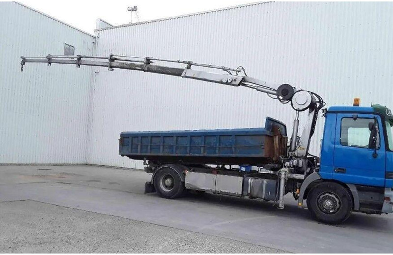 Mercedes-Benz Actros 1835 - Camião de caixa aberta/ Plataforma, Camião grua: foto 3 Mercedes-Benz Actros 1835 - Camião de caixa aberta/ Plataforma, Camião grua: foto 3