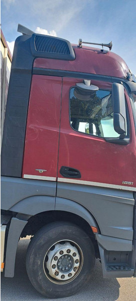Mercedes-Benz Actros 1851 - Camião transporte de gado: foto 4 Mercedes-Benz Actros 1851 - Camião transporte de gado: foto 4